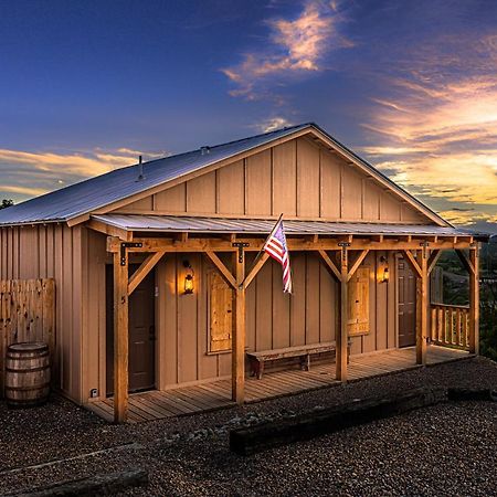 Miners Cabins #1 - Two Double Beds And Private Balcony Tombstone Bagian luar foto